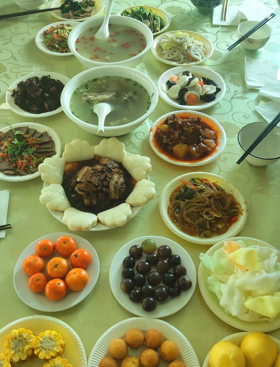 兵哥哥的“年夜饭”，看看哪个单位的伙食你最