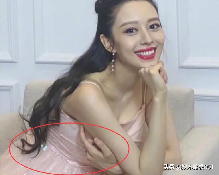 郎朗老婆晒怀孕七月美照，却引发网友热议：孕