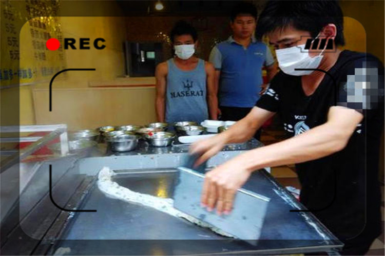 目前投资20万元，每月收益1万元，市场上有哪些