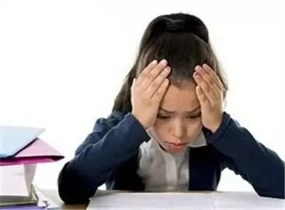 学生减负关键在于考试：规范考试内容，减少考