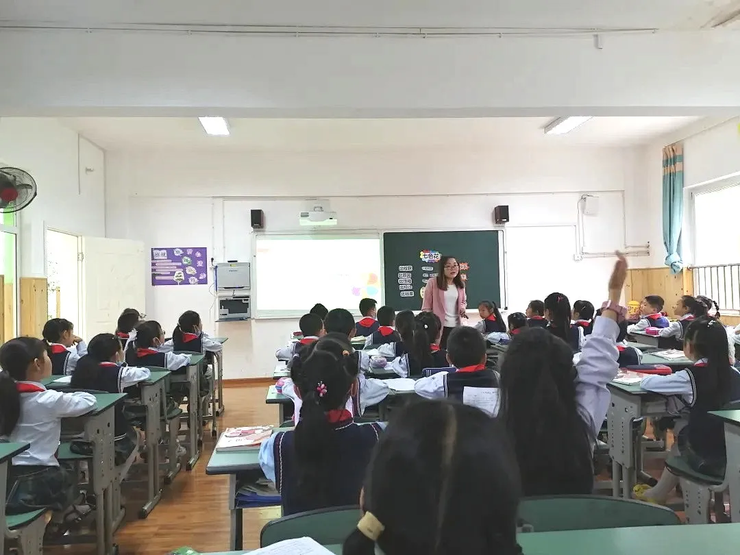 双流区公兴小学「教师动态」阅读润泽心灵 课堂演绎精彩