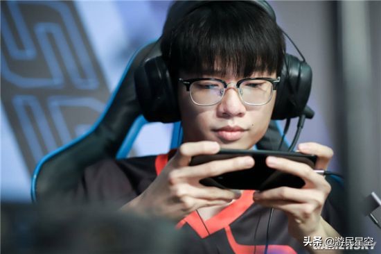 CFML S8赛季常规赛回顾 情久登顶积分榜AG搭上季后赛末班车