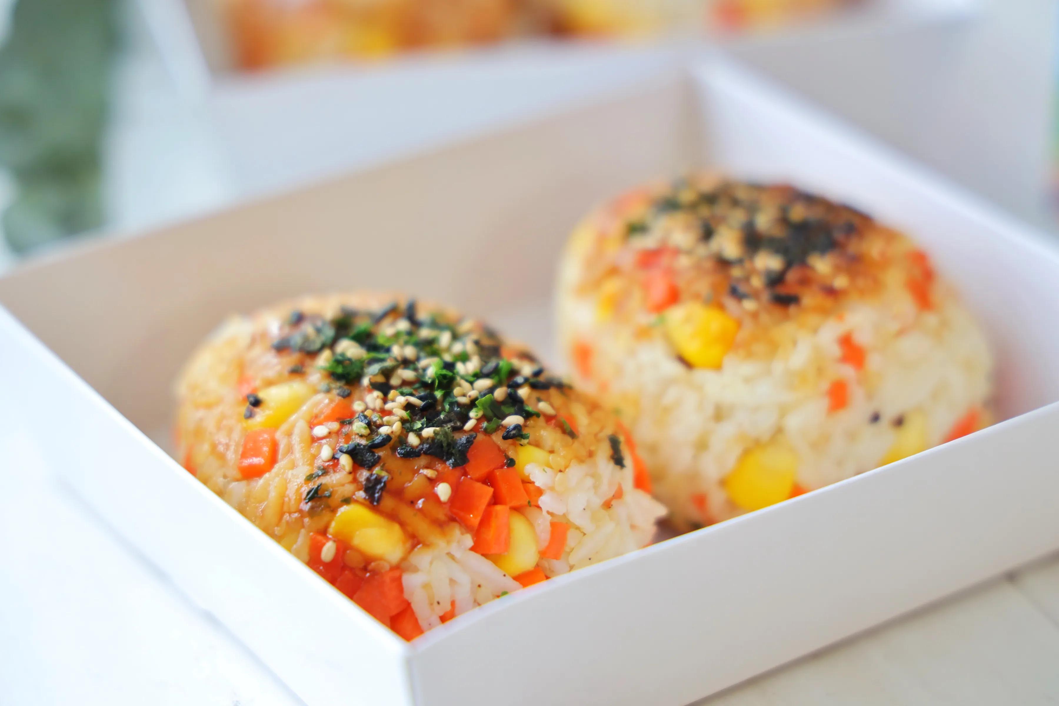 剩米飯簡單加工一下，瞬間變成高級美食，外出野餐，既方便又美味