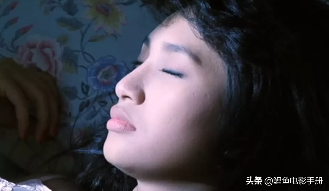 “不疯魔不成活”香港血腥限制级cult《乌鼠机密档案》