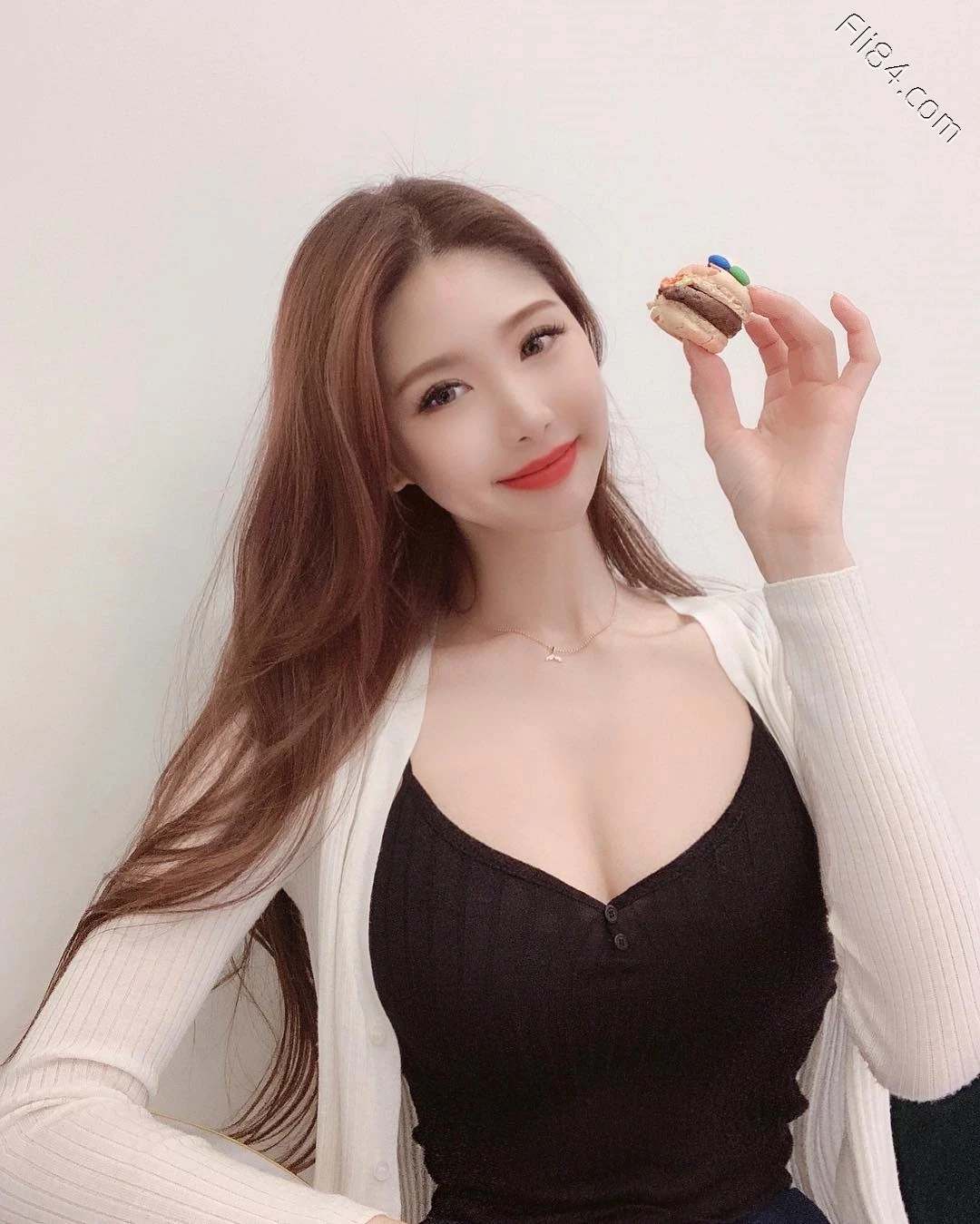 韩国巨乳妹子“mermaidvivi”身材太犯规,简直真人版芭比娃娃 - 全文 妹子图 热图34 韩国巨乳妹子“mermaidvivi”身材太犯规,简直真人版芭比娃娃 - 全文 妹子图 热图34