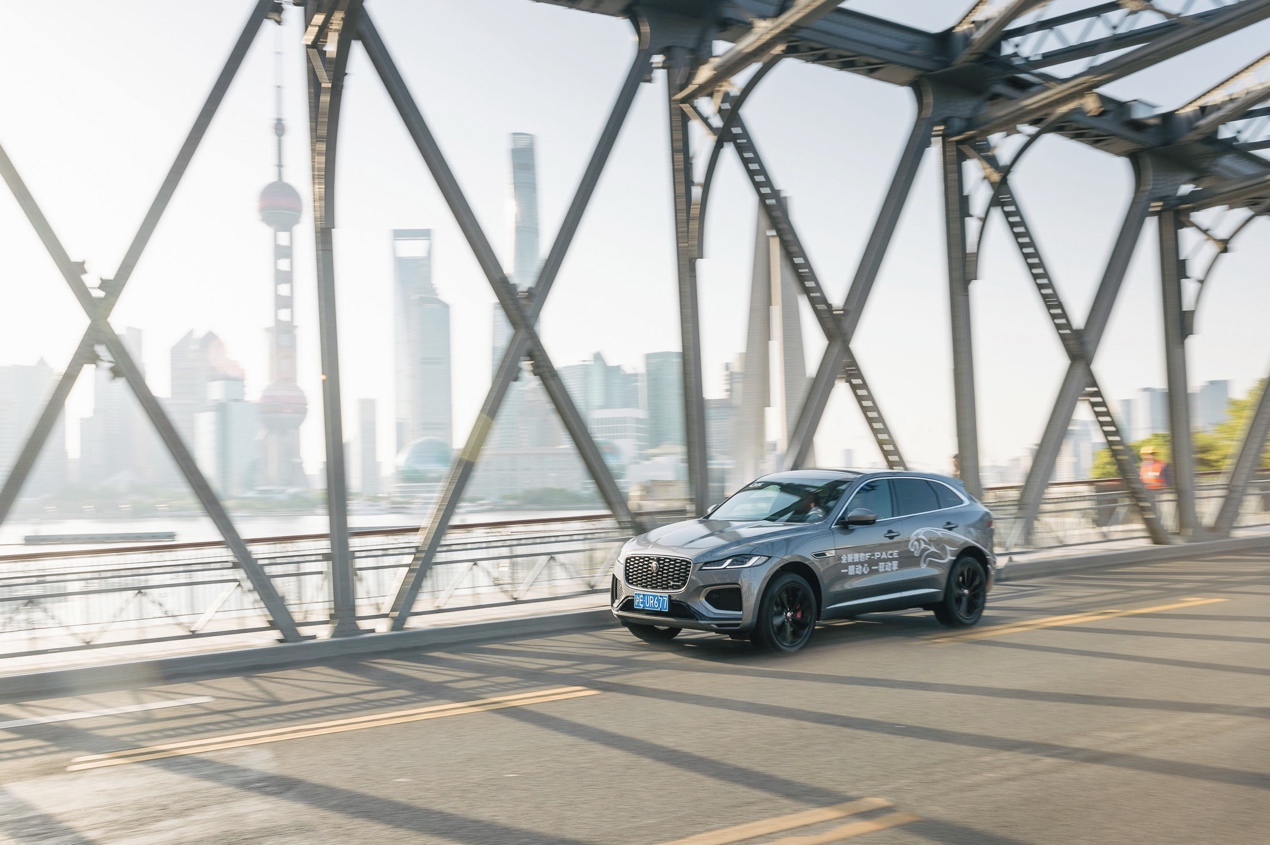“豹力美学”——全新捷豹F-PACE
