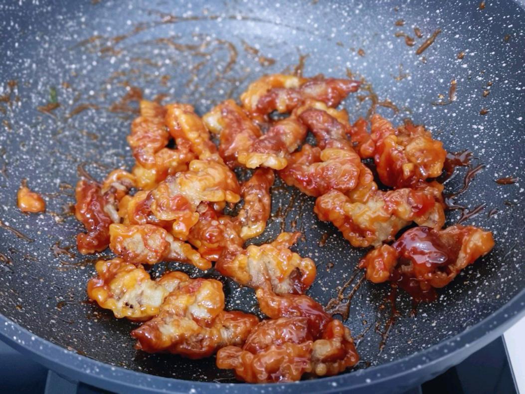 酸酸甜甜的口感再配上一碗米饭，孩子天天吵着要吃，下饭必备