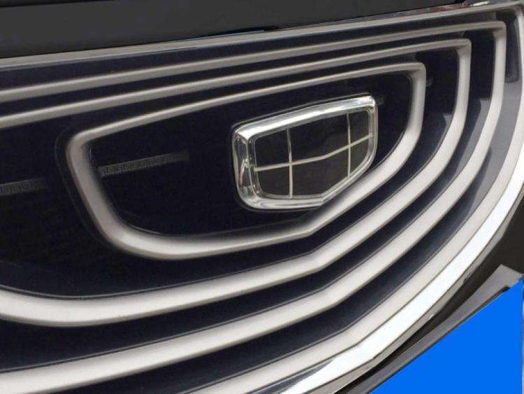 卷土重来：这次和吉利合作，雷诺能否绝处逢生？