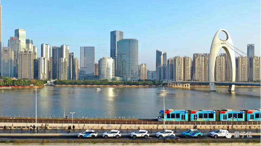 最新技術(shù)前沿與產(chǎn)業(yè)風(fēng)向標(biāo)來(lái)了，百度發(fā)布2021年十大趨勢(shì)