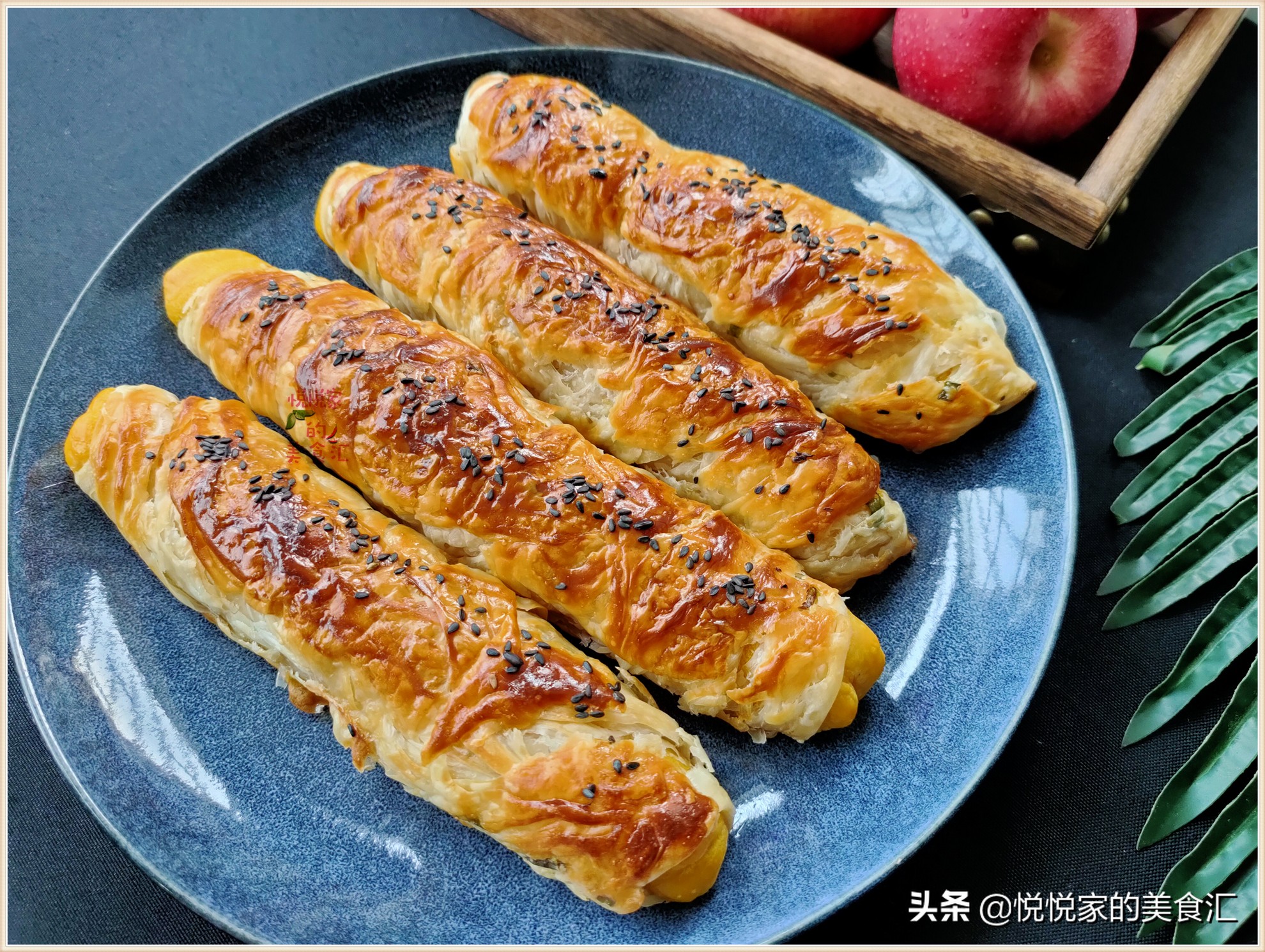 吃了30多年南瓜饼，头次这样做，葱香十足外酥里糯，好吃不油腻