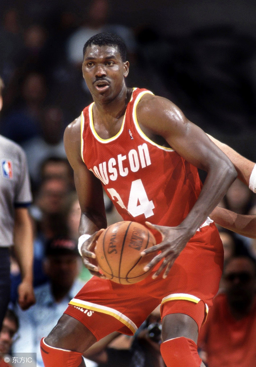 哈基姆·奥拉朱旺(哈基姆·奥拉朱旺（Hakeem Olajuwon）)