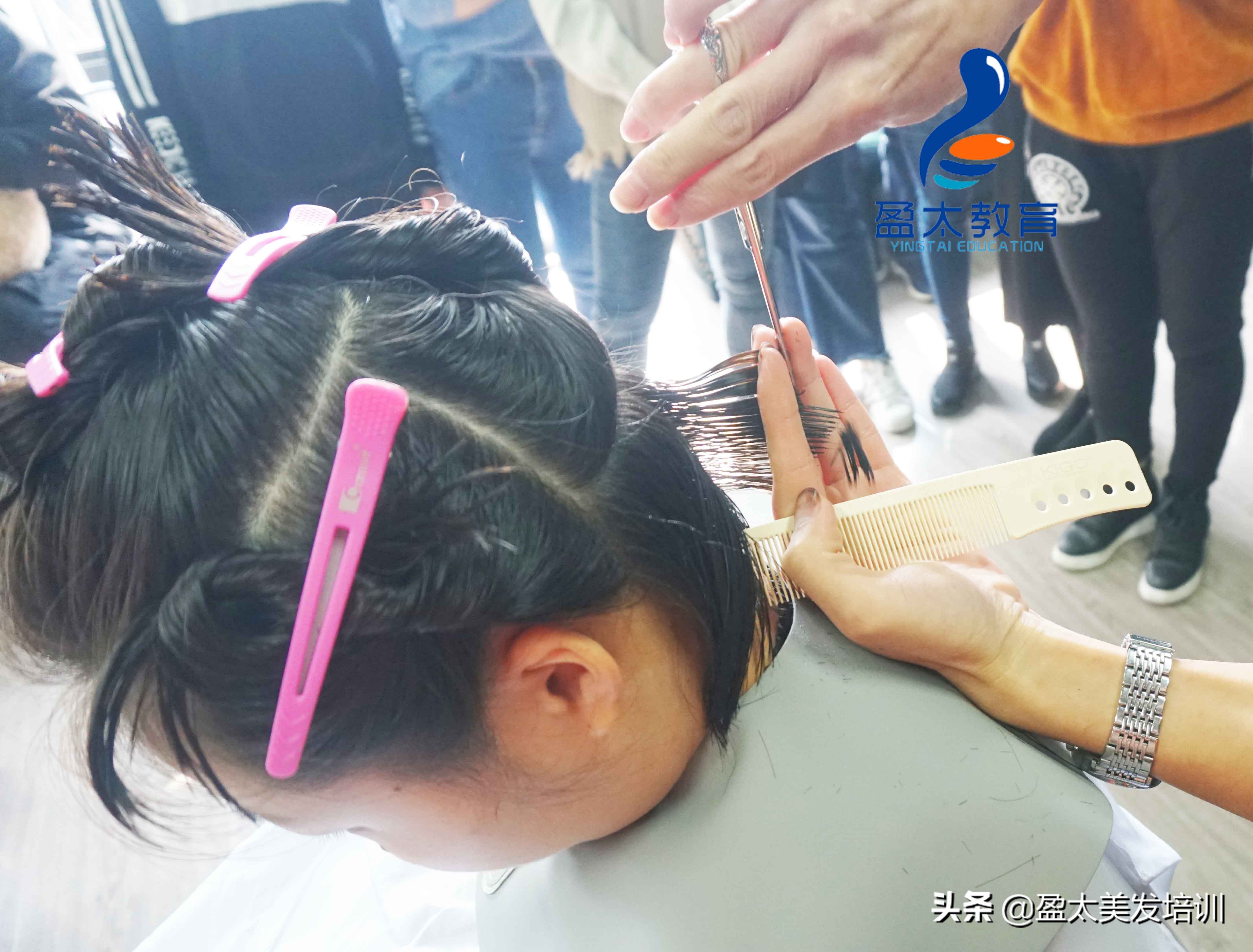 我快奔四了，喜欢美发行业，现在开始学晚不？