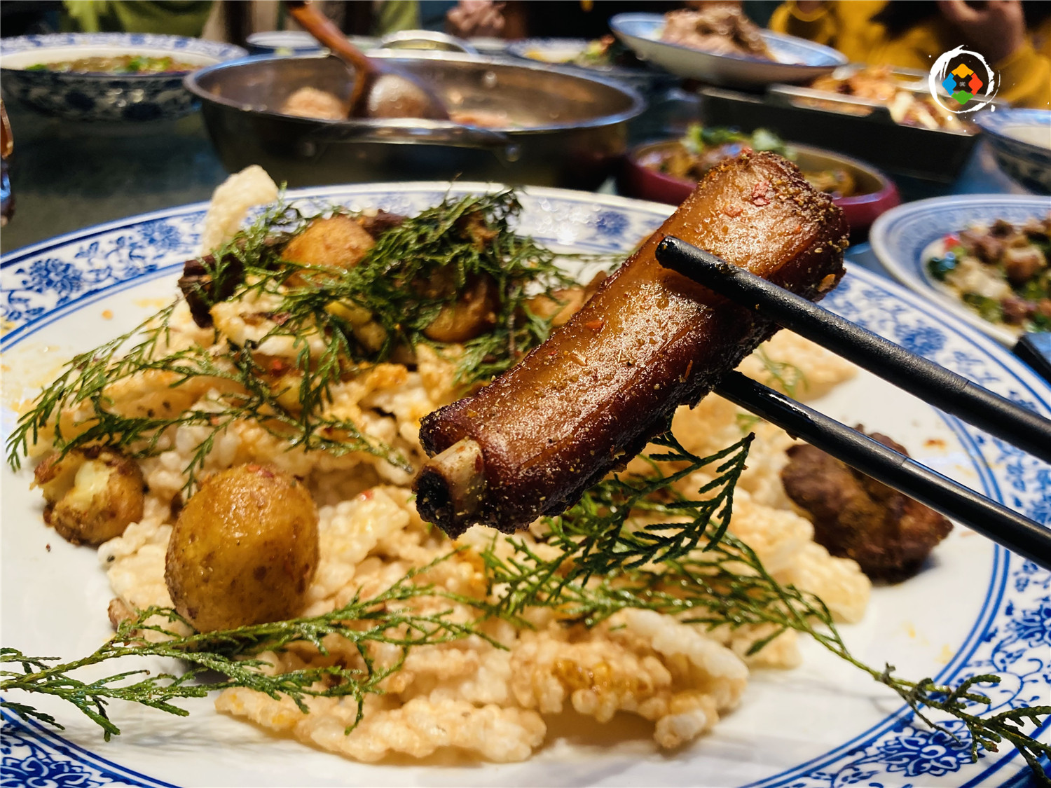 重庆人吃一顿团圆饭有多少道菜？20才刚刚起步，每一道都有特色