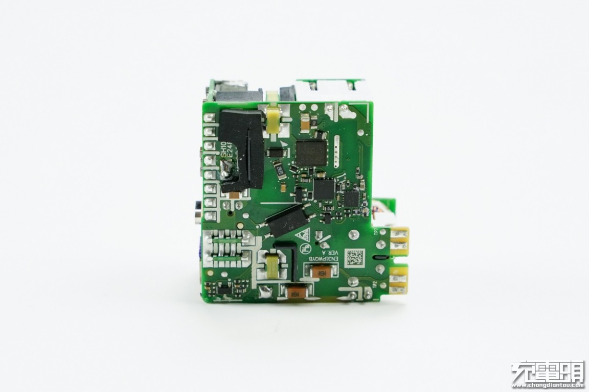 华为65W氮化镓快充充电器深度拆解，华为用户最好的充电器来了