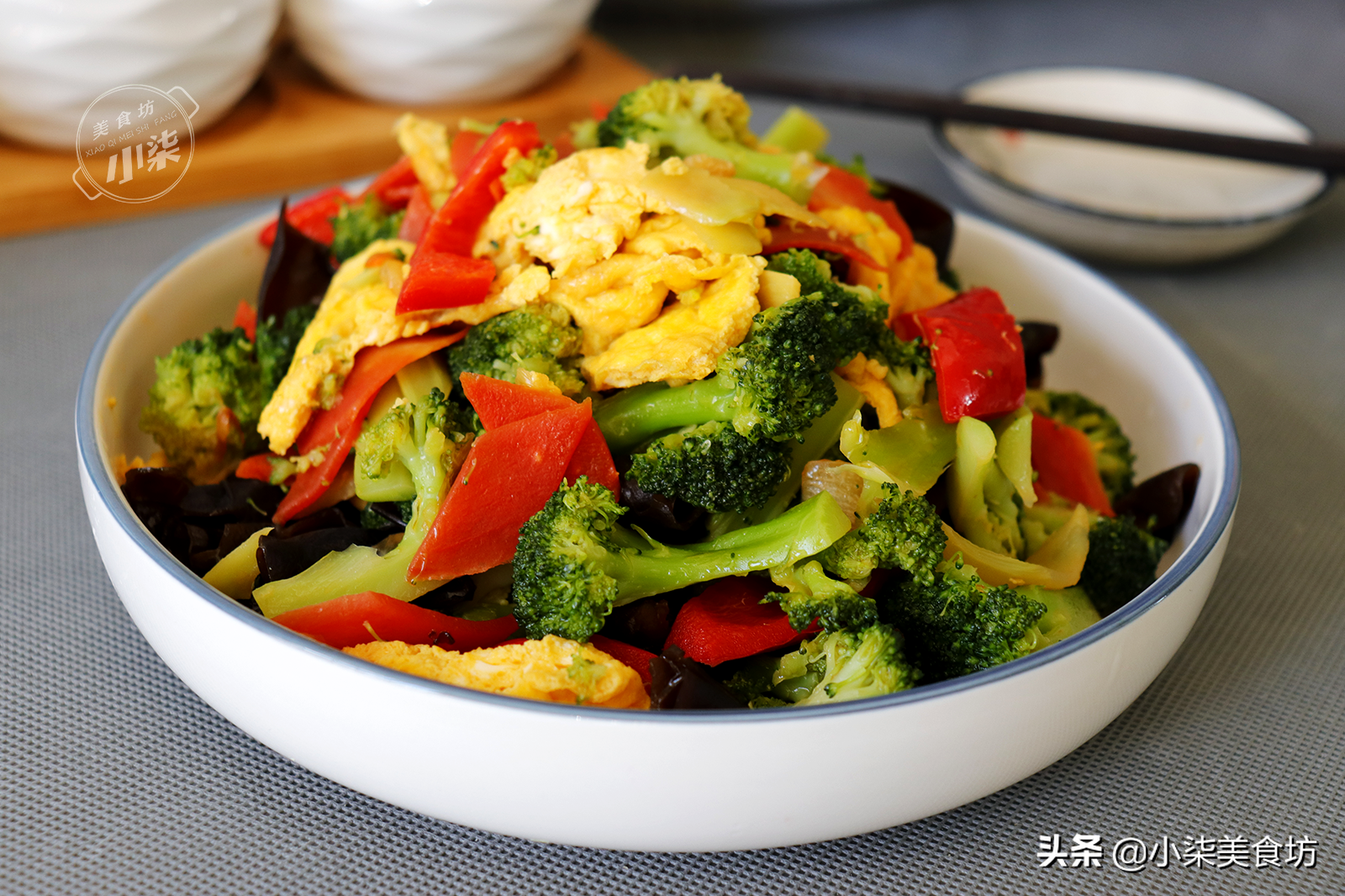 炒西蘭花，最忌焯水和直接炒，教你一個訣竅，脆嫩入味營養不流失