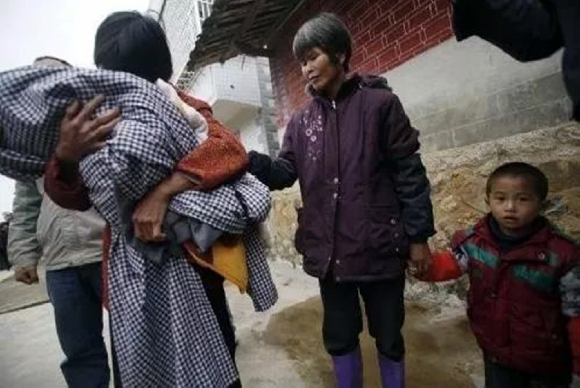 人販子道出作案套路？ 這類孩子容易被盯上，還有三類娃不輕易下手