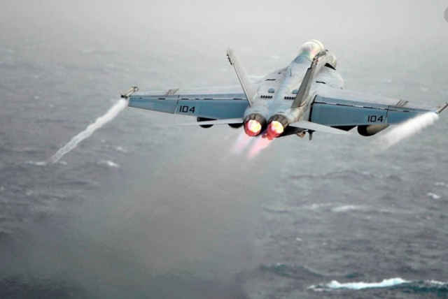 美军方终于说出真相，F22迎来最强对手，和你想