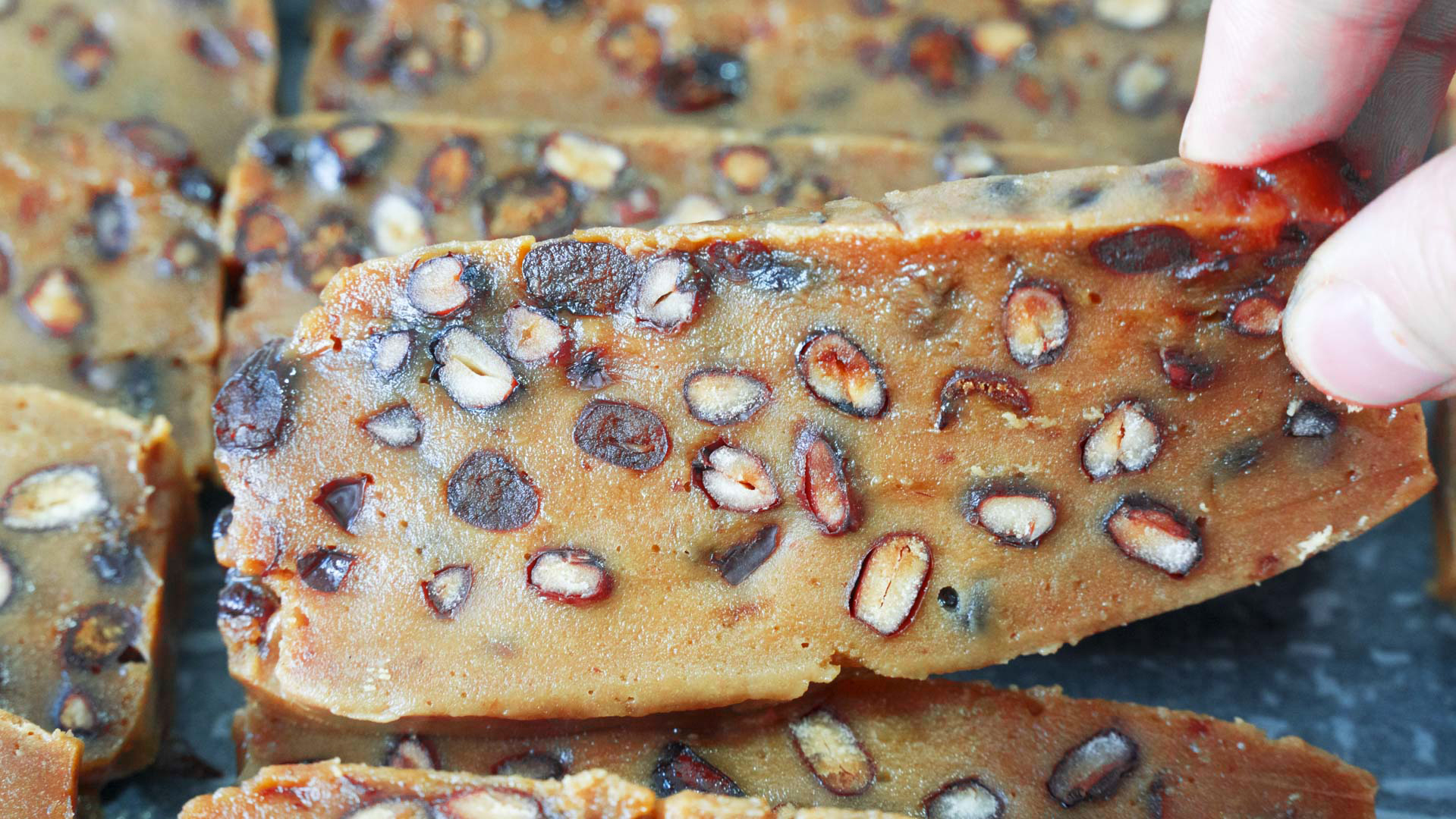 教你在家做正宗家常紅豆糕，色香味全，簡單易學，孩子看了流口水