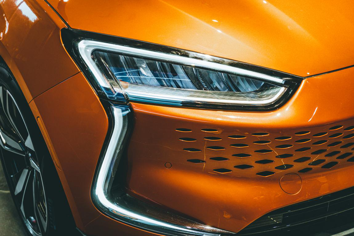 700匹马力，4.8秒加速，这台国产SUV性能比玛莎拉蒂还强