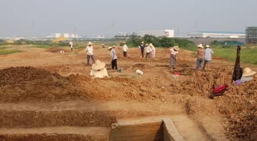 河南发现三国大将墓，专家挖开墓地后，揭开了一个流传千年的传说