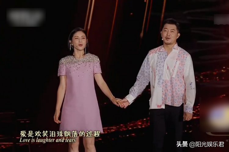 胡可回应沙溢系错扣子：买家秀与卖家秀的区别，又该心疼沙老师了