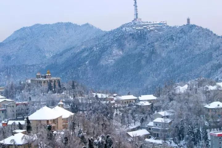 「鸡公山旅游年卡」一卡在手，全年畅游，随买随用