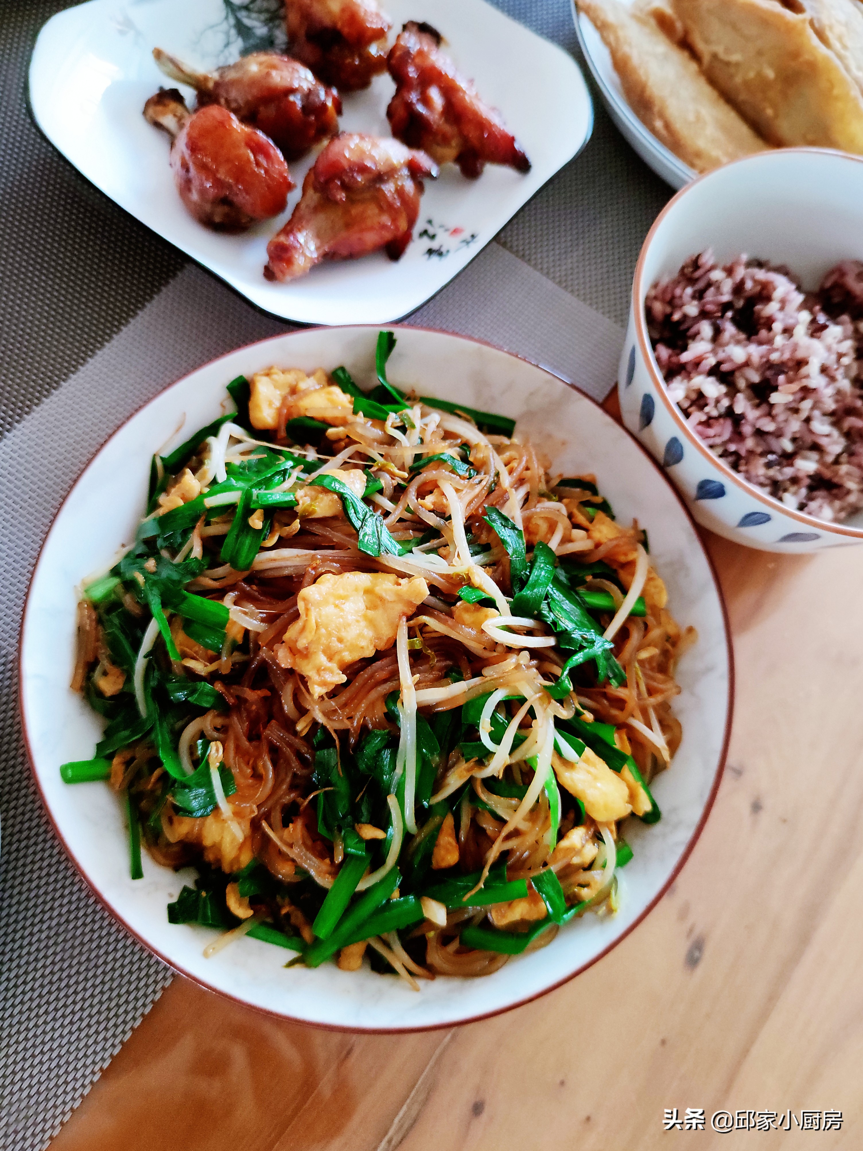 一家三口晚餐，四道簡單家常菜，葷素搭配，一小時全搞定