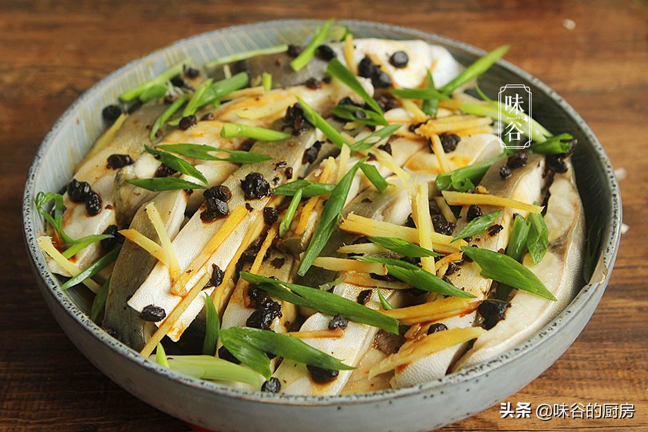 這菜簡單一蒸就好，冬天我常做給孩子吃，鮮到流口水，營養又美味