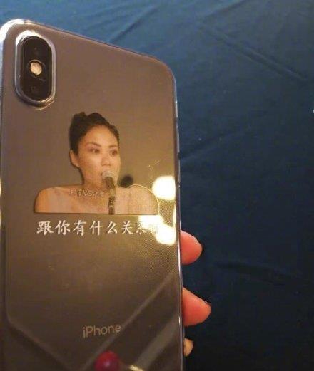 王菲为14岁女儿李嫣庆生，画面极度温馨，唯独不见李亚鹏