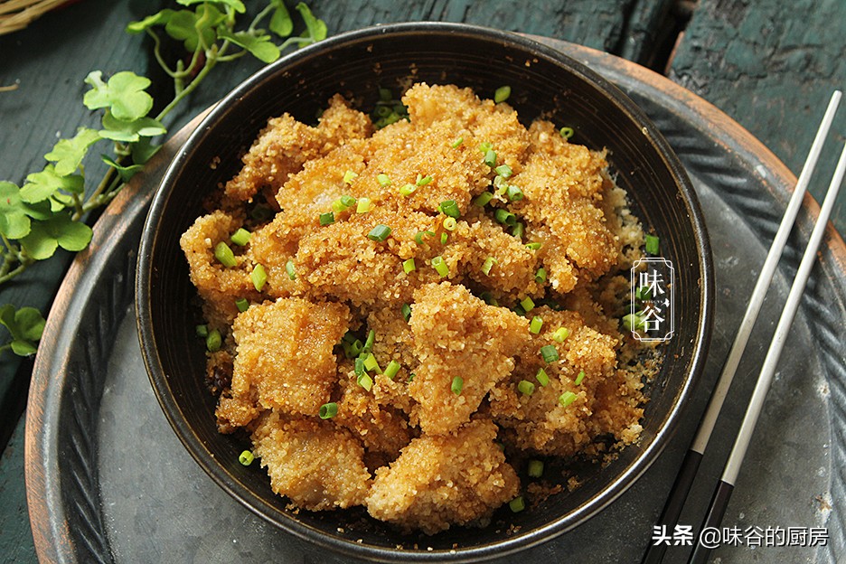 入秋贴秋膘了，五花肉这样做，酥香软烂不油腻，看着都流口水