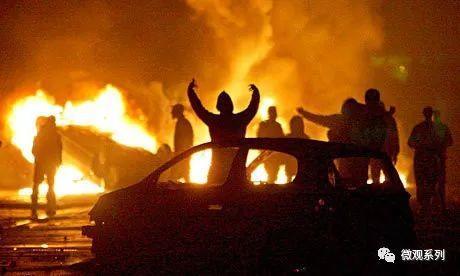 美国，同僚们逐一背叛，后院之火如何熄？