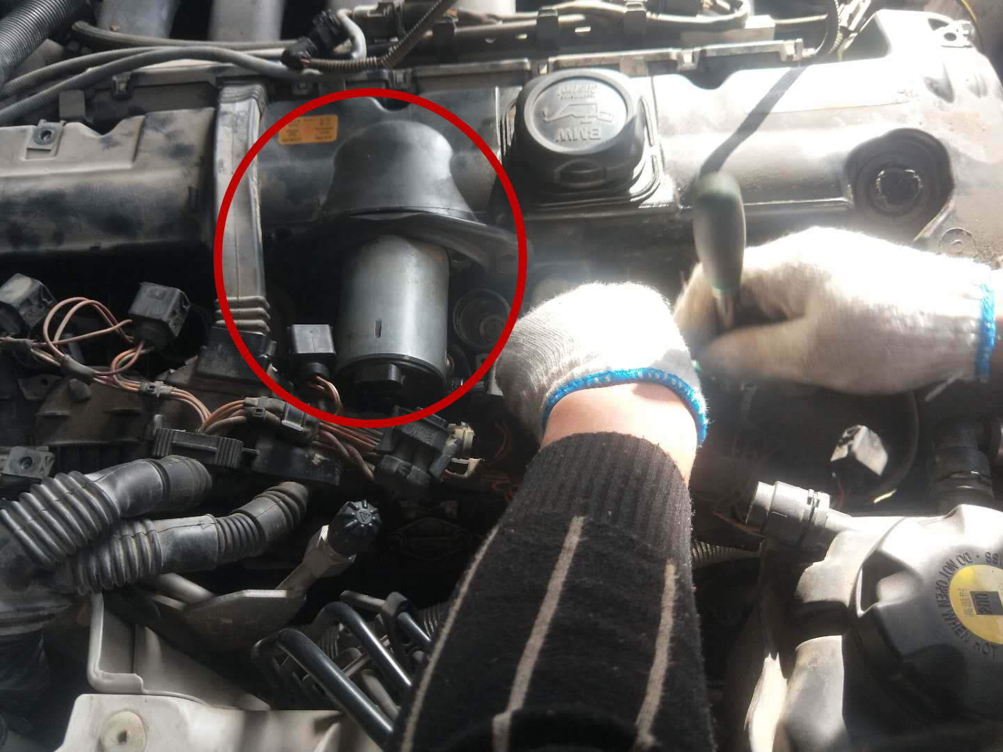 图片[25]_宝马发动机漏油维修 不是所有的漏油就叫通病_5a汽车网
