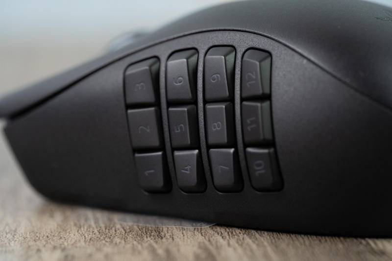 性能强劲，游戏类型通吃的雷蛇那伽梵蛇专业版鼠标体验