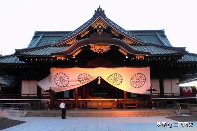 2011年，那个火烧靖国神社的中国男子刘强，现在过得如何？
