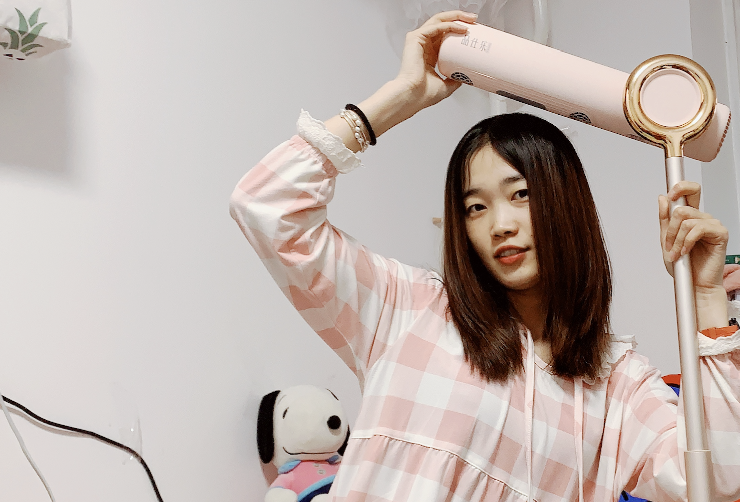 可以解放双手的吹风机，在家坐着享受Tony老师的待遇