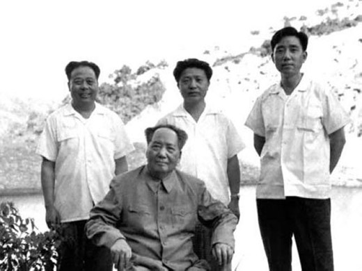 中央警卫团团长张耀祠：保卫毛主席43年，毛泽东