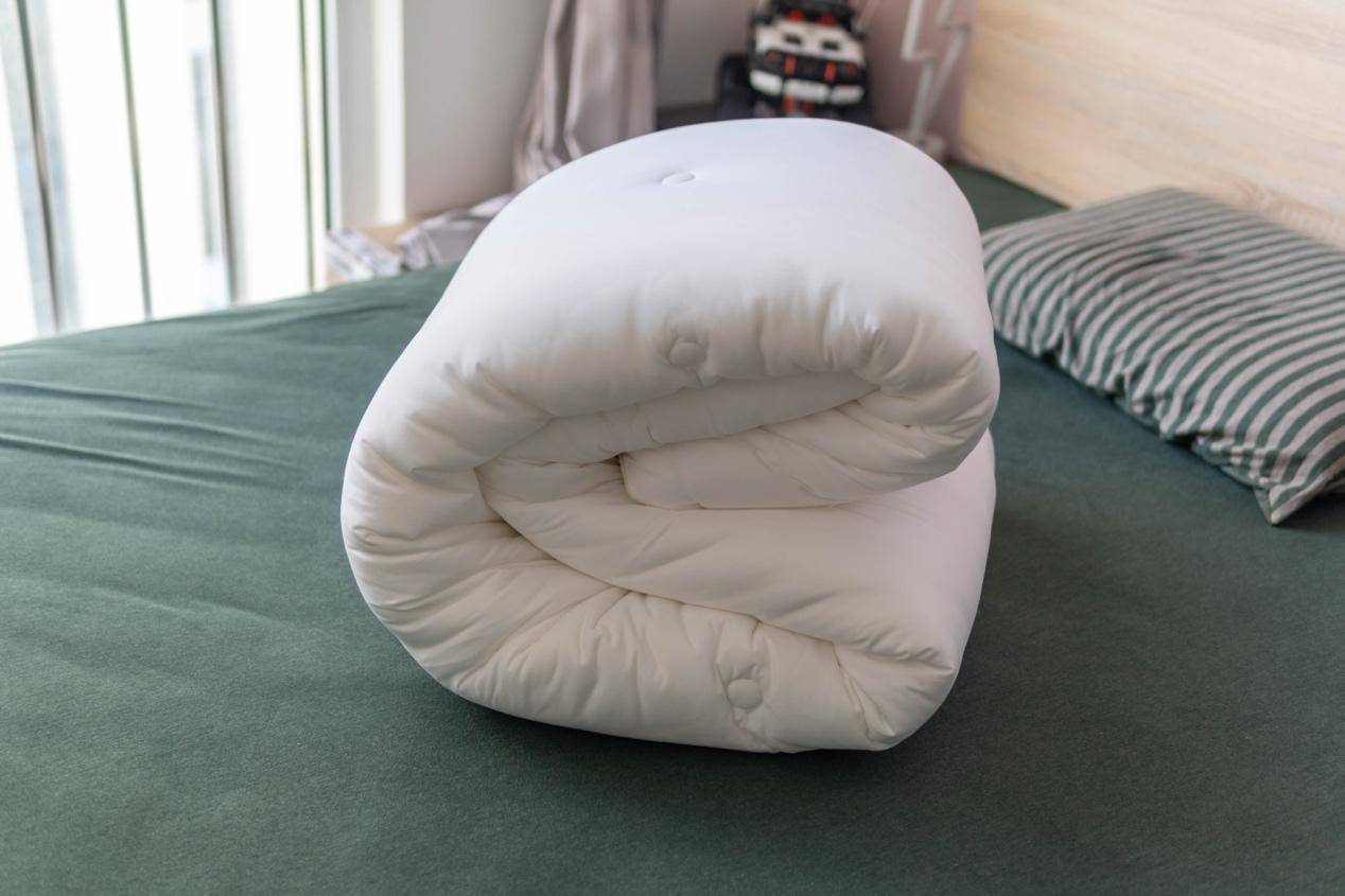 小米有品绘睡超柔玉米纤维抗菌被：一床好被，一个温暖的冬夜