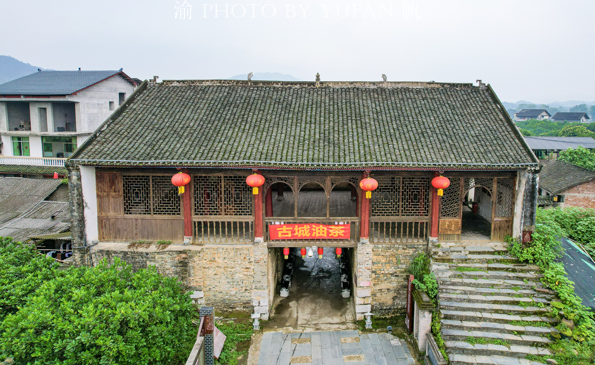 中国唯一四面环水的水上古城，已有400多年历史，可惜鲜为人知