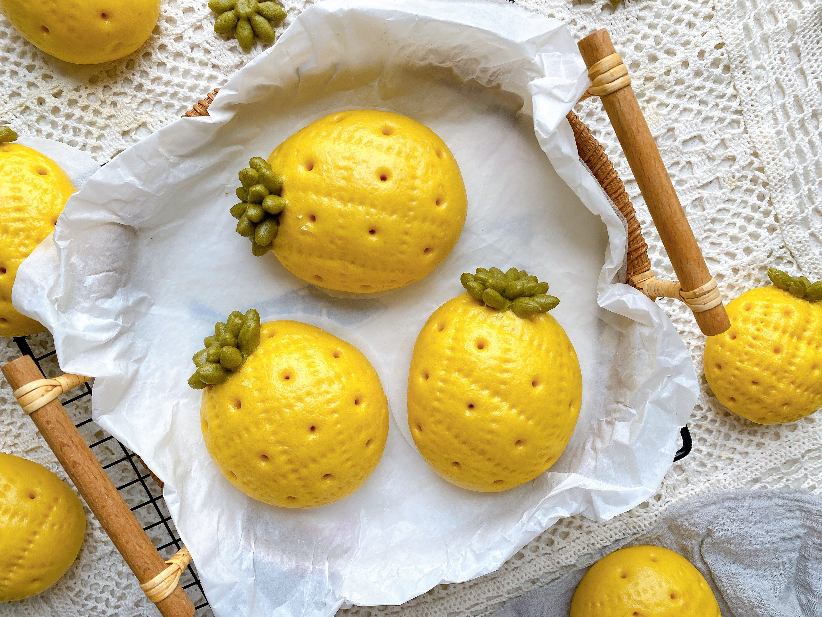 六一兒童節要到了，給孩子做款菠蘿饅頭，顏值高易操作，孩子愛吃