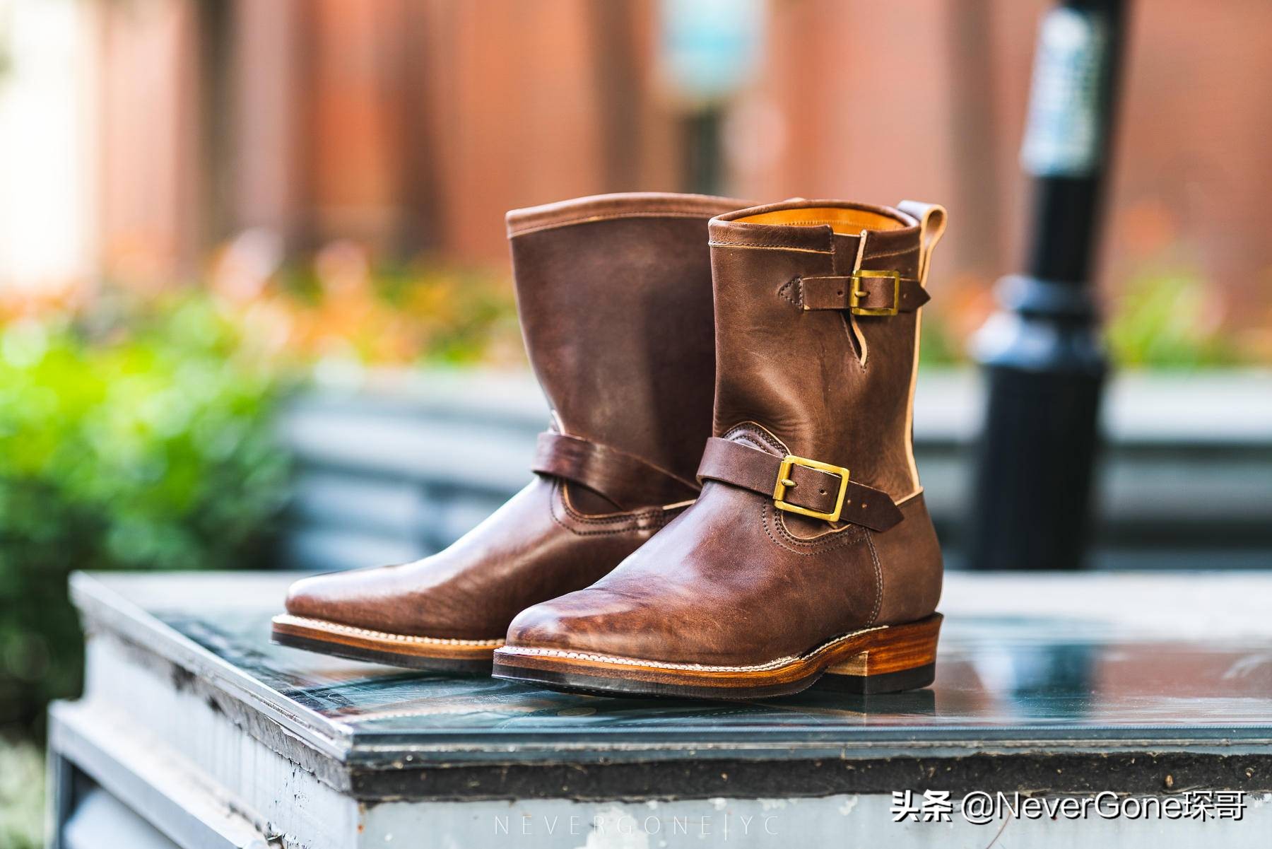 一双少见但高端的电工雨鞋——Viberg 2060马皮工程师