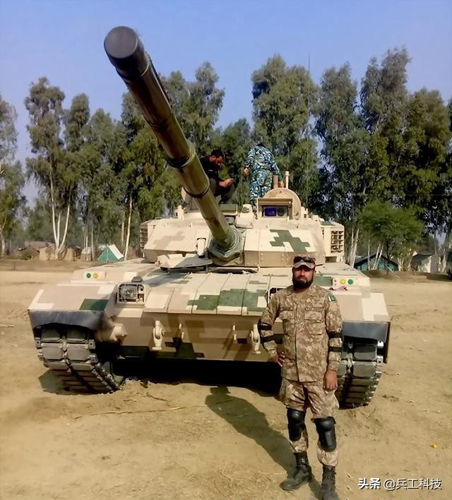 巴基斯坦为何最终还是选择了VT-4坦克