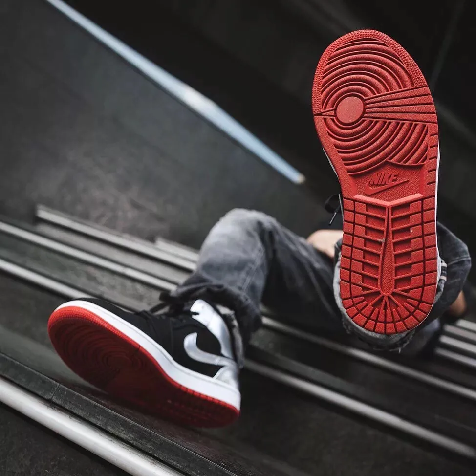 %title插图%num 14款性价比最高的的Air Jordan 1,做个有温度的潮人!