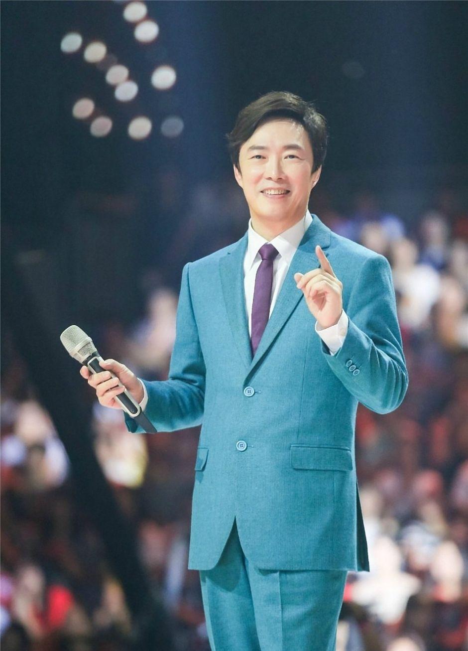 至今未婚的10位港台大龄男星，各有各的苦衷，最大66岁，最小39岁