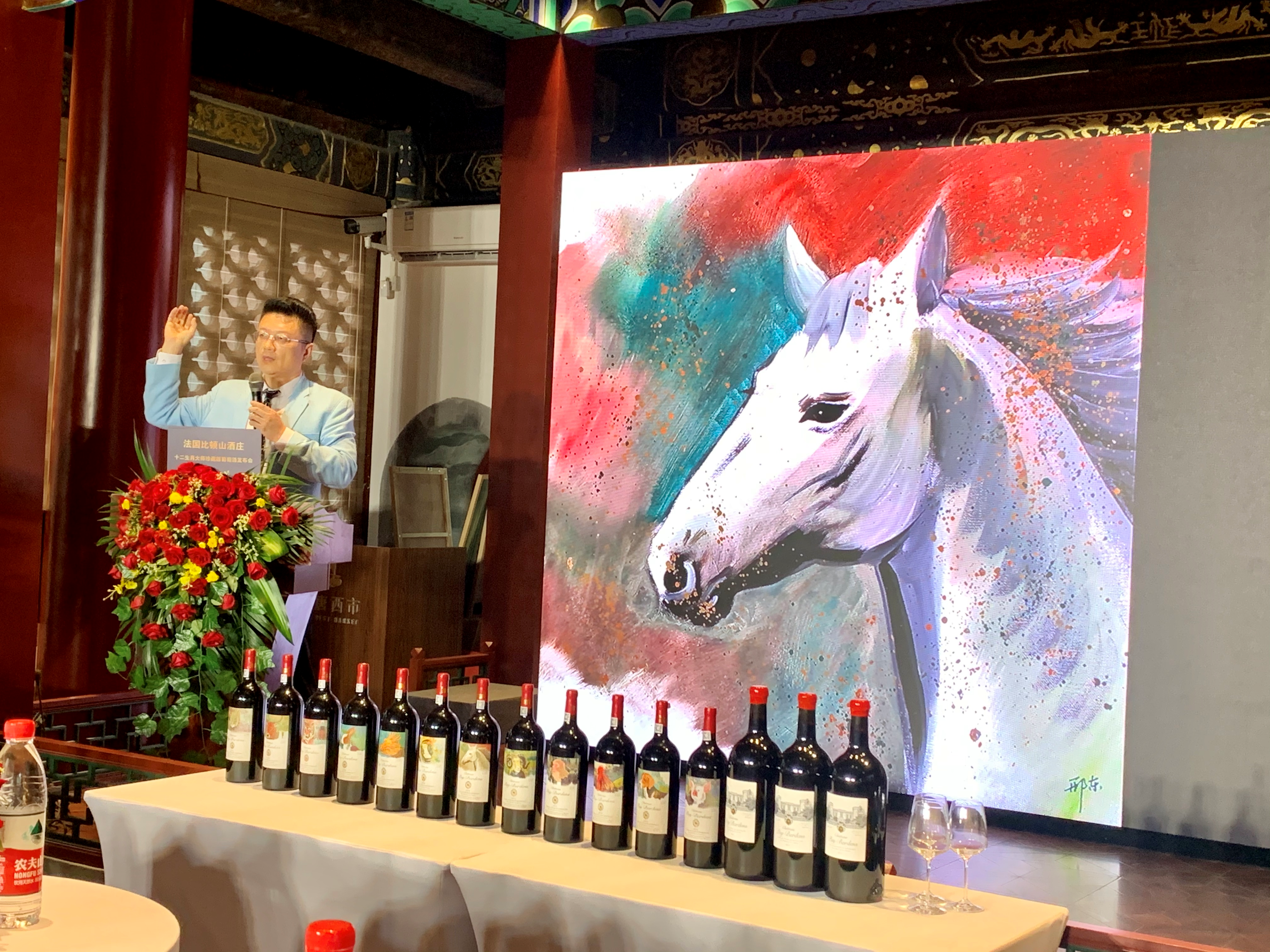邢东绘画波尔多酒标成为限量版