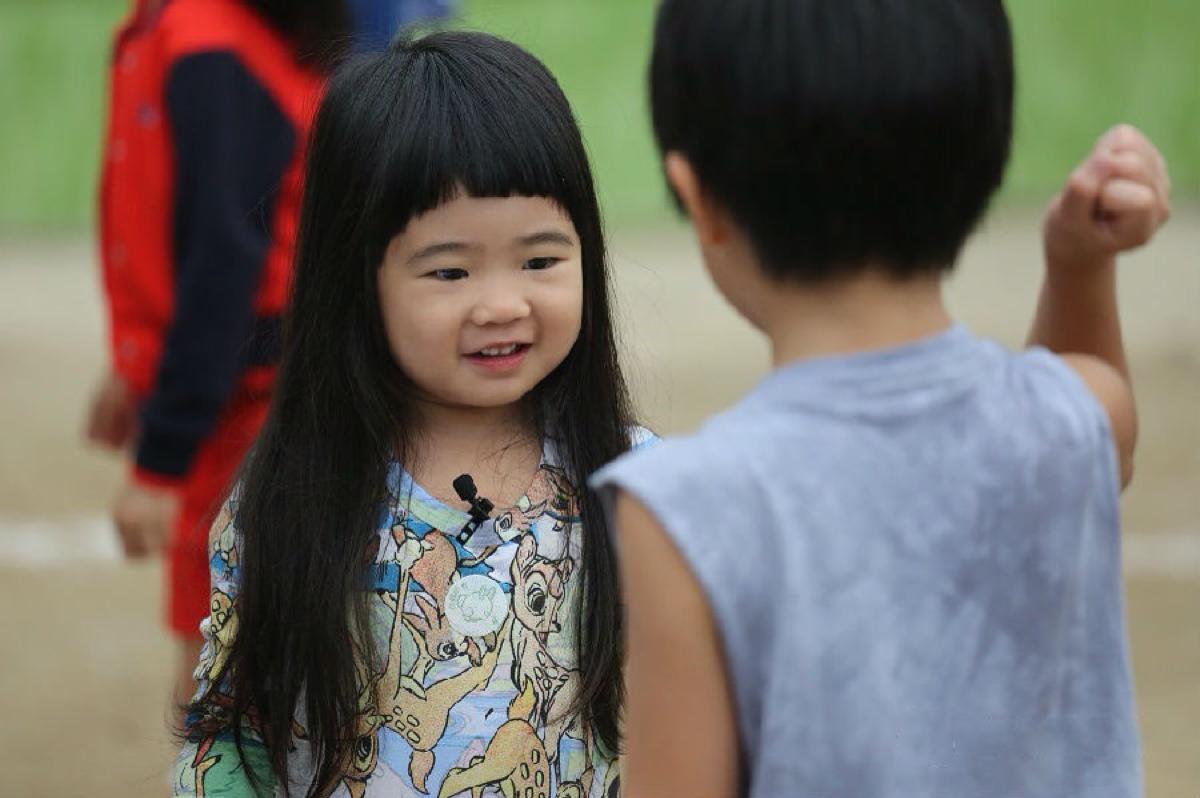 有種“換臉式”長大叫曹格女兒，近照曝光網友認不出：囧女變仙女