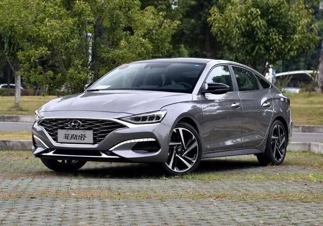 15万级运动轿跑，颜值高、性能出众，这3款车真