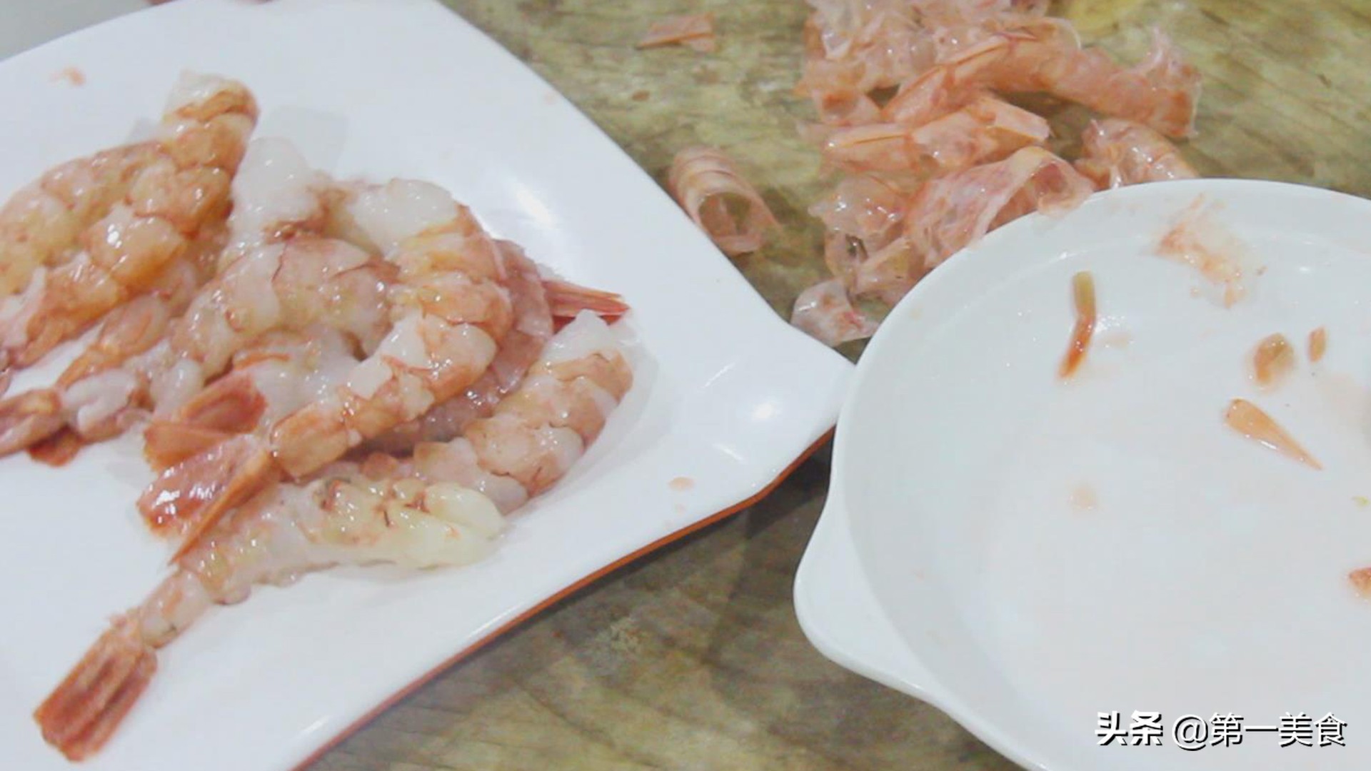 图片[2]-在家也能做高端菜肴 水晶虾球 比油焖水煮都好吃 简单易学-起舞食谱网