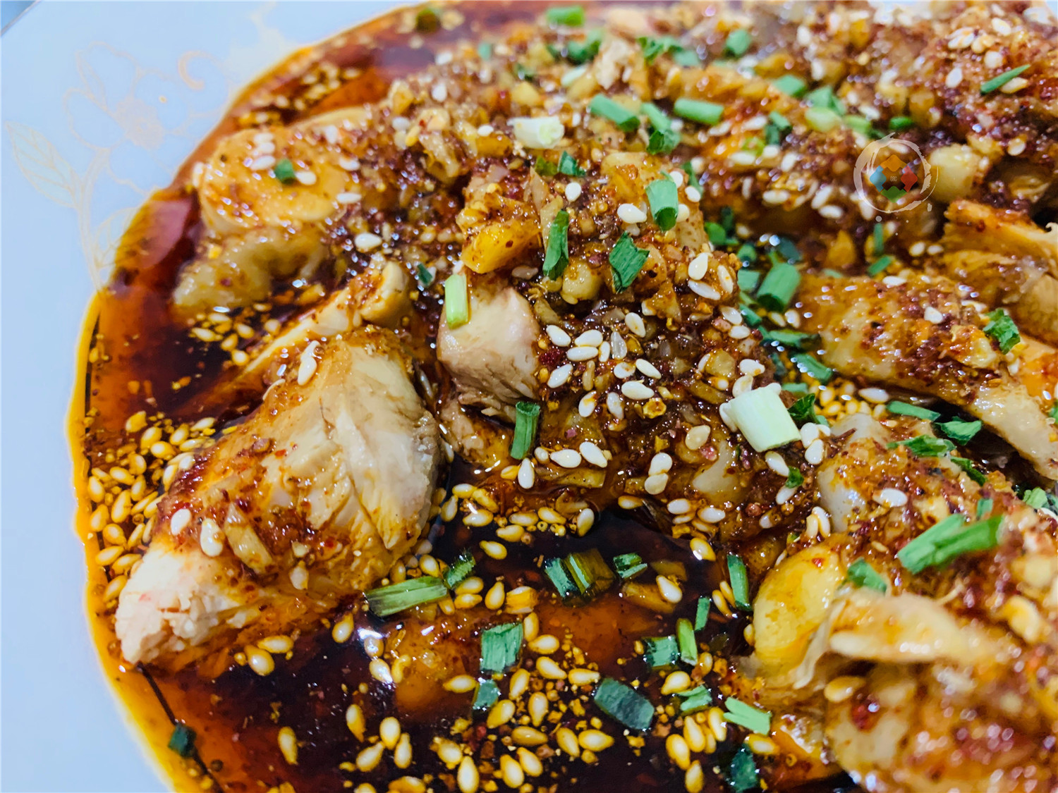 重庆人离不开的味道：新鲜青花椒，淋上一锅热油，“麻”就诞生了