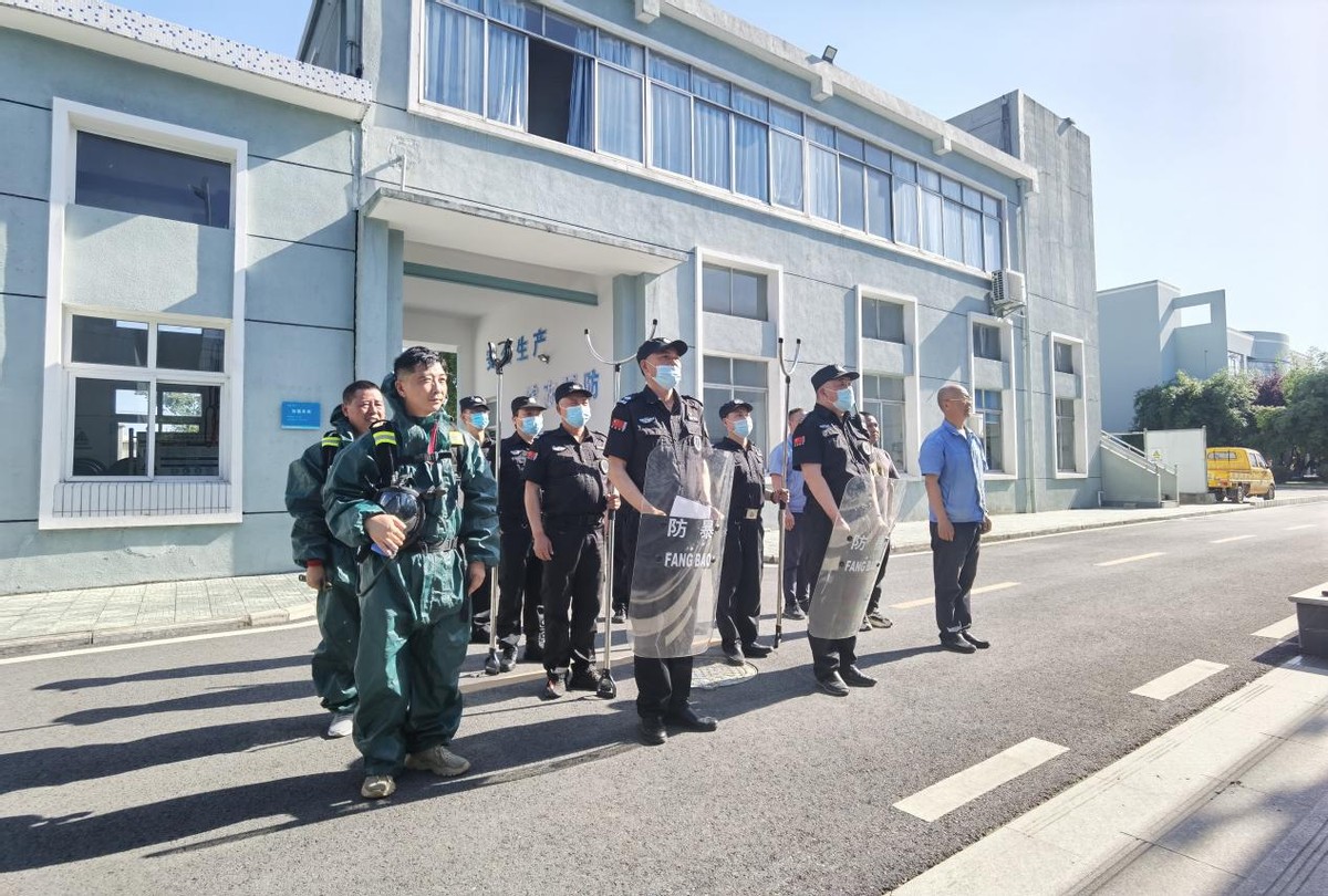 防患于未然 荊州水務(wù)集團(tuán)組織開展反恐應(yīng)急演練活動(dòng)