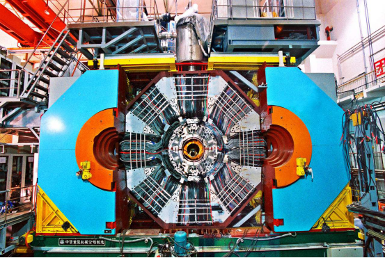 美科學家：當初不該放任中國自研對撞機，或將引領第四次工業革命